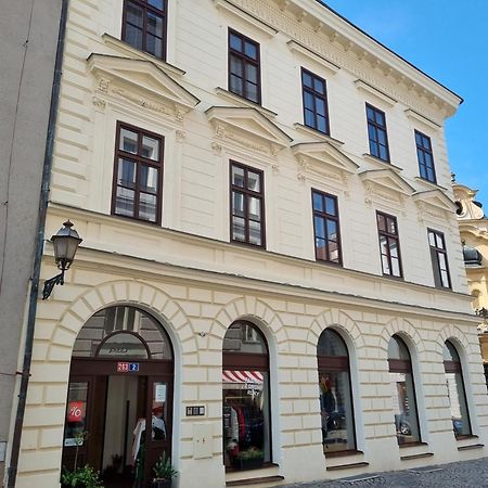 Velky Byt 3+Kk Klicperova, 2 Loznice Hradec Králové Buitenkant foto